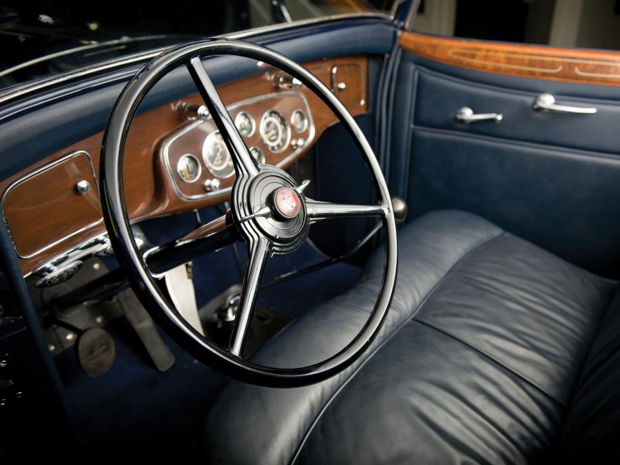  Pierce-Arrow Twelve Convertible Sedan 1933 года  (фото 11 из 11)